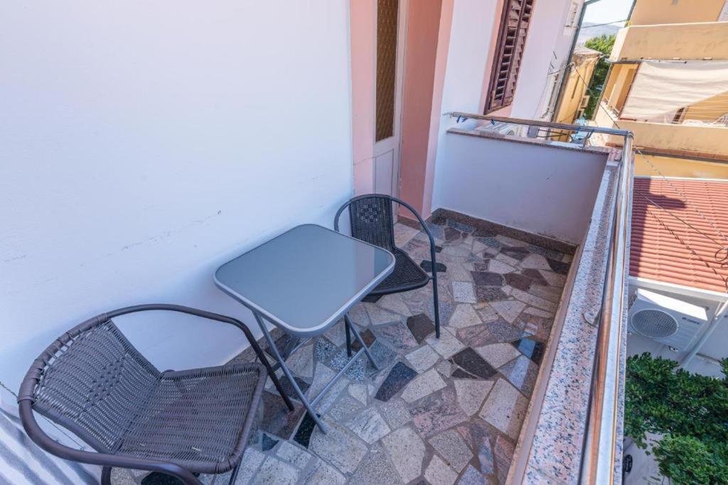 Rooms & Studio Apartments By The Way Baska  Exterior photo